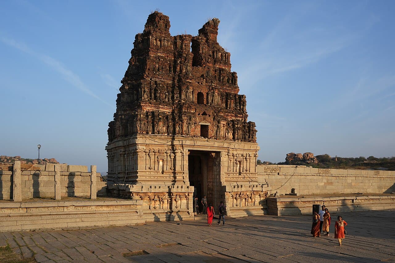 Why Travel from Bangalore to Hampi
