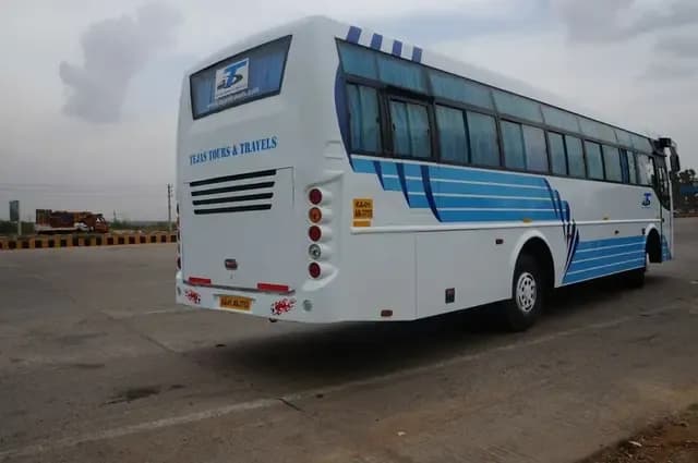 What Features Should I Look for in a 50-Seater Bus for Special Events?