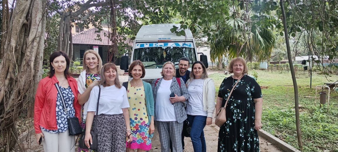 Ordering process for large groups in Bangalore