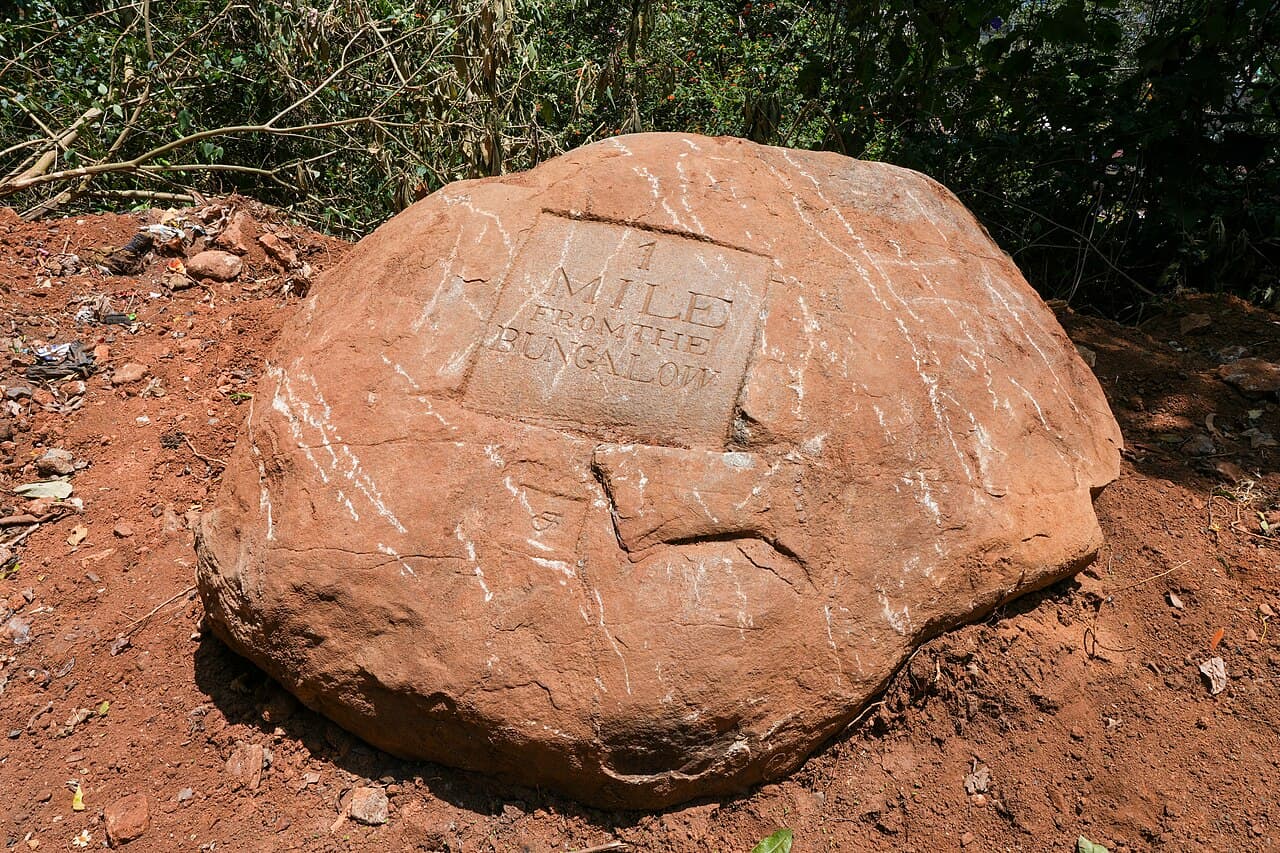 What travel tips should I keep in mind for the Bangalore to Coonoor trip?