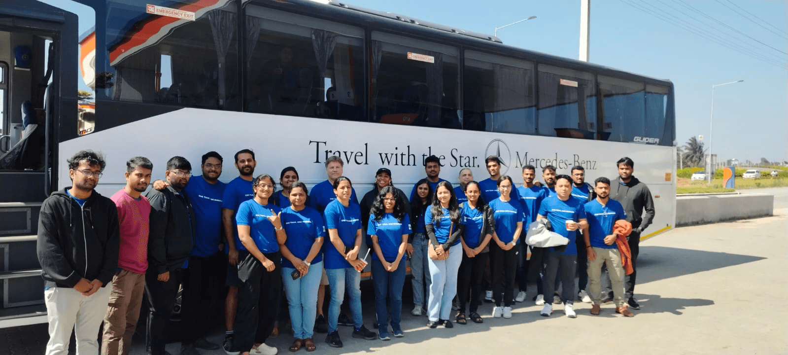 How to Book a Mini Bus or Full Bus from Tejas Travels?