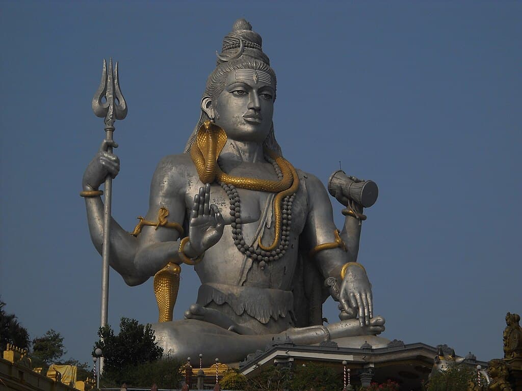 What Makes the Murudeshwar Shiva Statue So Special?