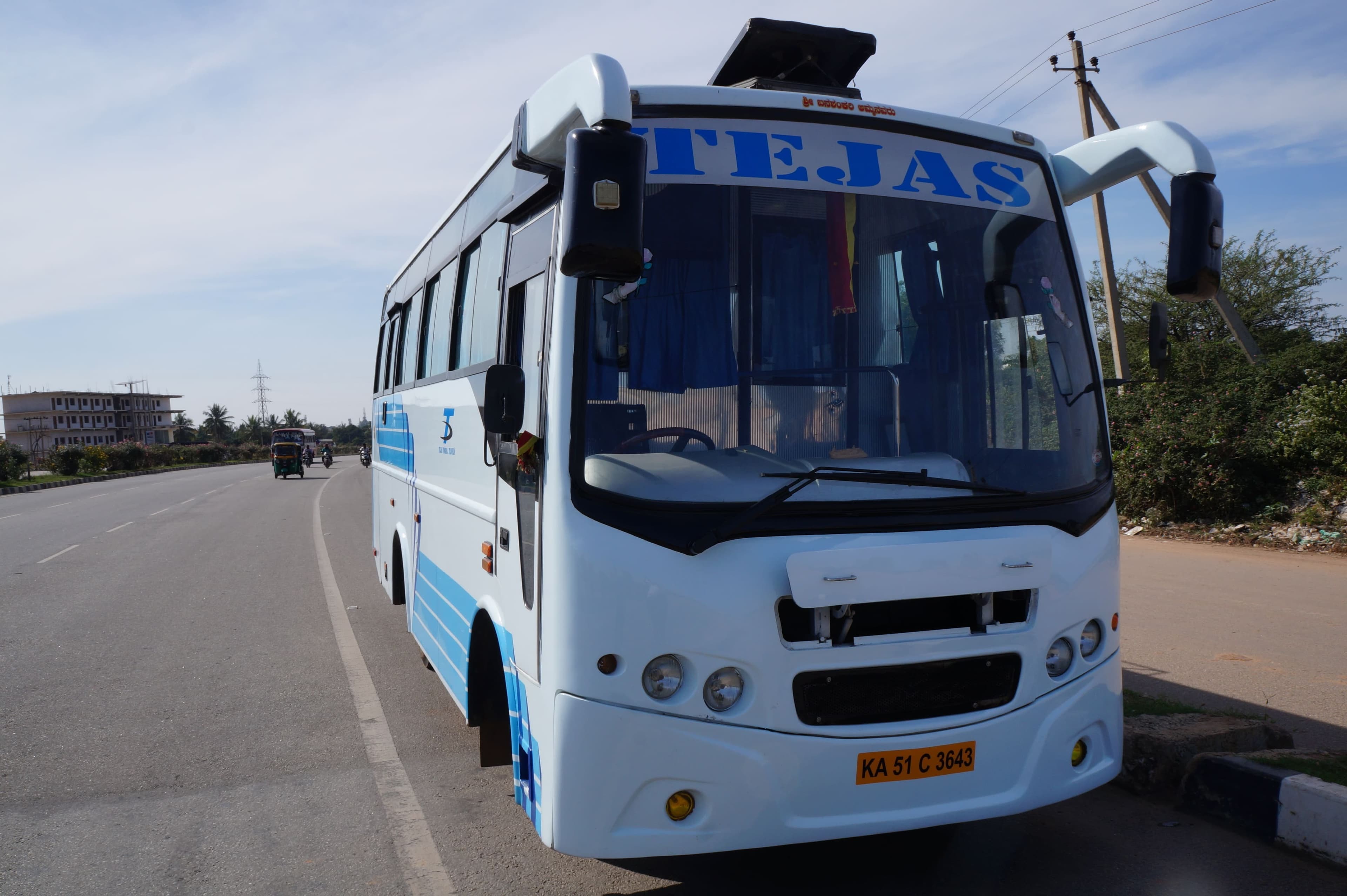 How to Book a Minibus with Tejas Travels?